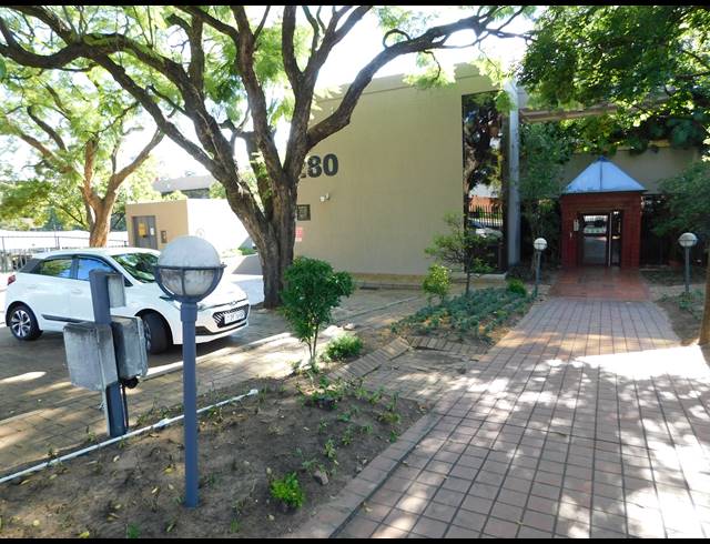 275M² OFFICE TO LET IN FERNDALE